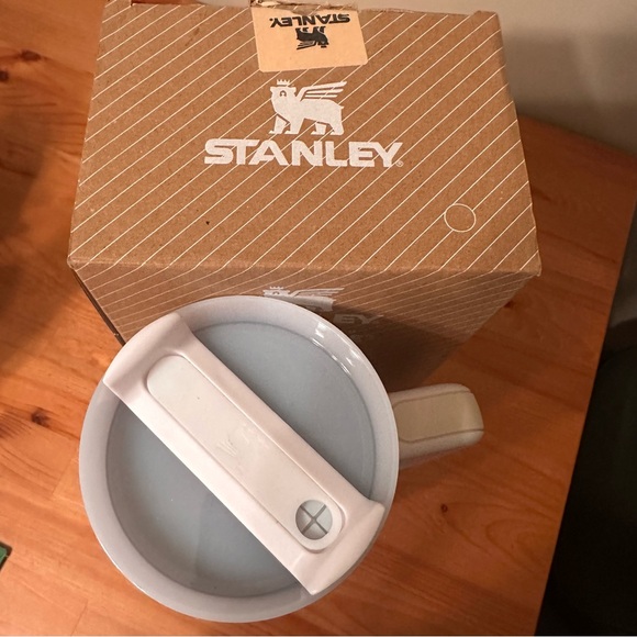 NEW Stanley The Quencher H2.0 FlowState 40 oz Tumbler Straw Bluey Bingo - Picture 7 of 10